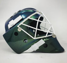 Load image into Gallery viewer, Chameleon Green Pearl Flake 691